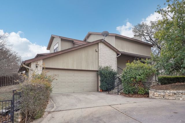 502 Oakland Hills Lane, Kerrville, TX 78028