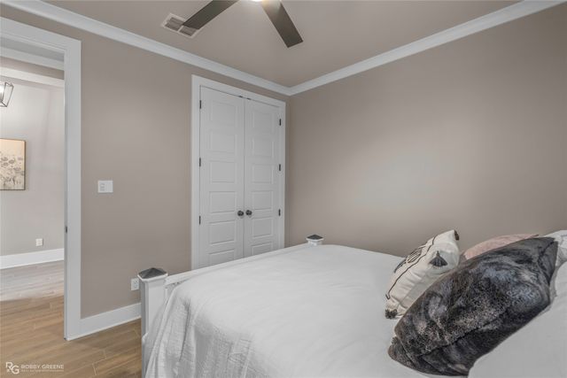 141 Arbor Place, Bossier City, LA 71111