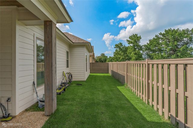 141 Arbor Place, Bossier City, LA 71111