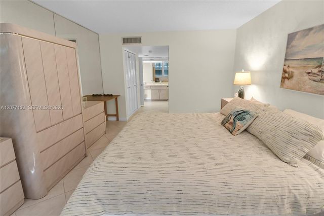 328 N Ocean Boulevard 302, Pompano Beach, FL 33062