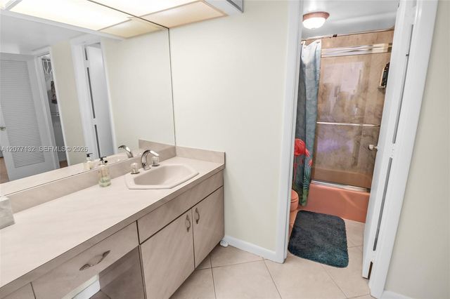 328 N Ocean Boulevard 302, Pompano Beach, FL 33062