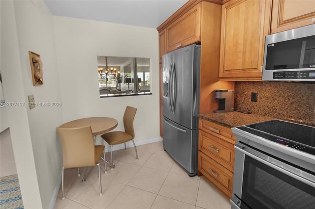 328 N Ocean Boulevard 302, Pompano Beach, FL 33062