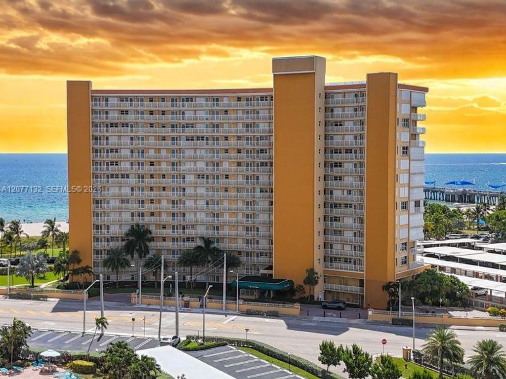 328 N Ocean Boulevard 302, Pompano Beach, FL 33062