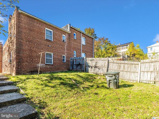 825 48TH PL NE, Washington, DC 20019