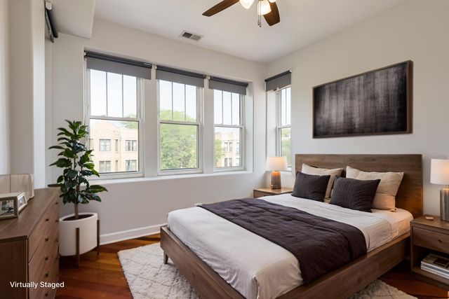 2121 N KEDZIE Avenue 3W, Chicago, IL 60647