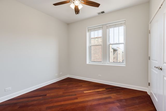 2121 N KEDZIE Avenue 3W, Chicago, IL 60647