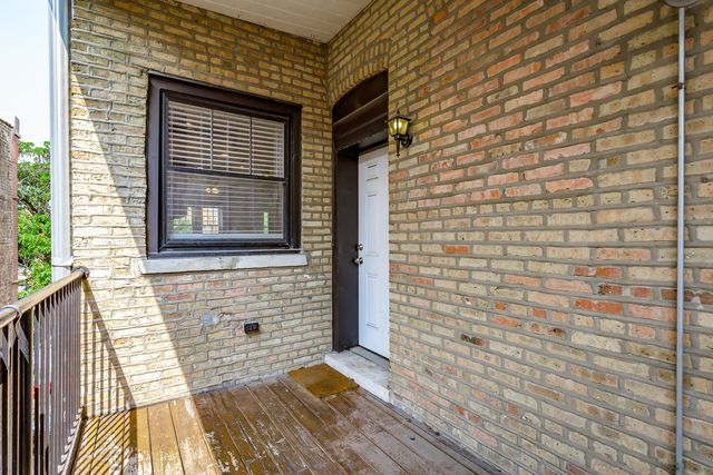 2121 N KEDZIE Avenue 3W, Chicago, IL 60647