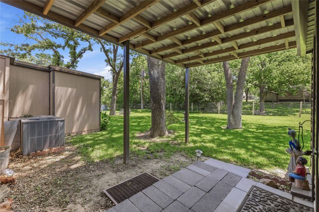 641 S Lamar Street, De Leon, TX 76444