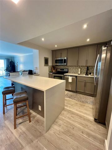 1801 S Ocean Dr 203, Hollywood, FL 33019