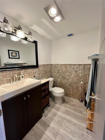 1801 S Ocean Dr 203, Hollywood, FL 33019