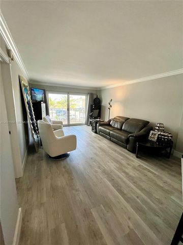 1801 S Ocean Dr 203, Hollywood, FL 33019