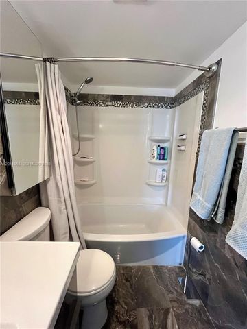 1801 S Ocean Dr 203, Hollywood, FL 33019