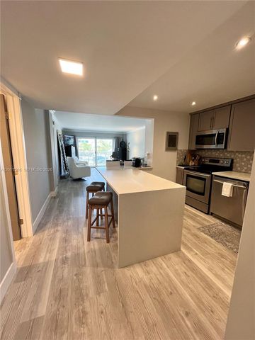 1801 S Ocean Dr 203, Hollywood, FL 33019