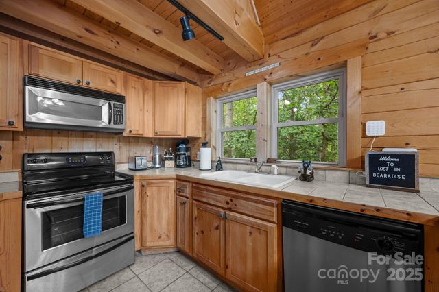 664 Sweetbriar Road S, Lake Lure, NC 28746