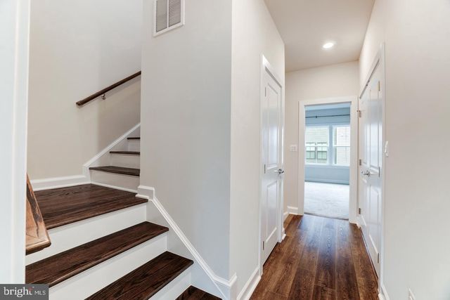 13036 HATTONTOWN SQ, Herndon, VA 20171
