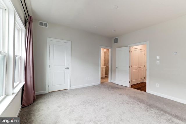 13036 HATTONTOWN SQ, Herndon, VA 20171