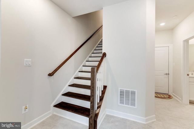 13036 HATTONTOWN SQ, Herndon, VA 20171