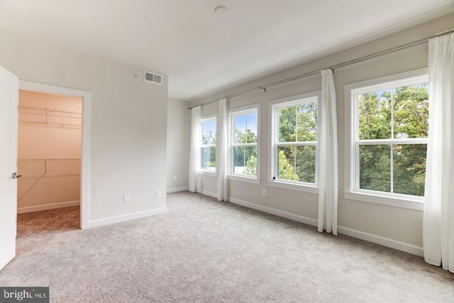 13036 HATTONTOWN SQ, Herndon, VA 20171