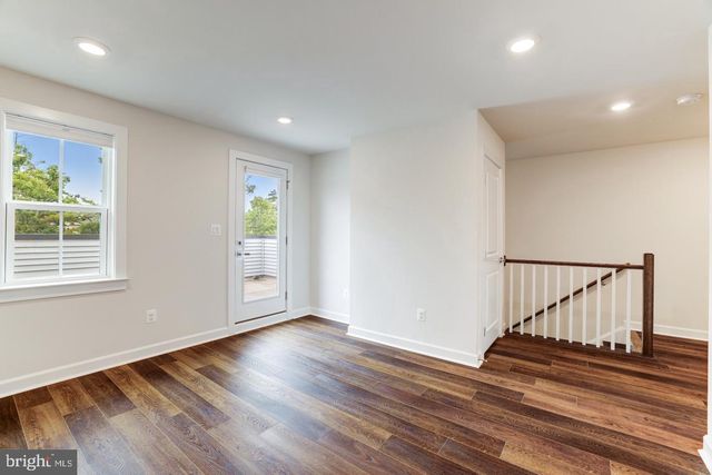 13036 HATTONTOWN SQ, Herndon, VA 20171