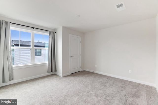 13036 HATTONTOWN SQ, Herndon, VA 20171