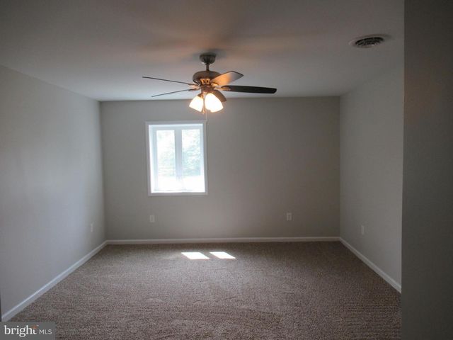 196 ROUTE 130, Hamilton, NJ 08620