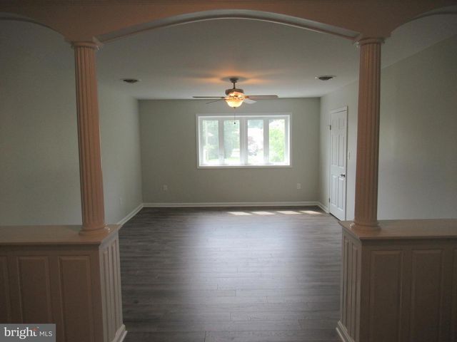 196 ROUTE 130, Hamilton, NJ 08620