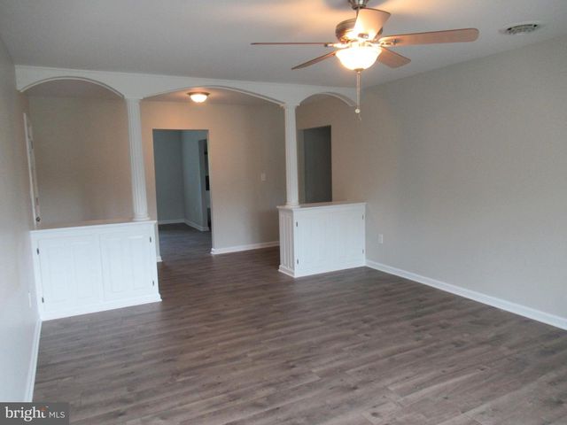 196 ROUTE 130, Hamilton, NJ 08620