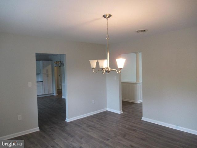 196 ROUTE 130, Hamilton, NJ 08620