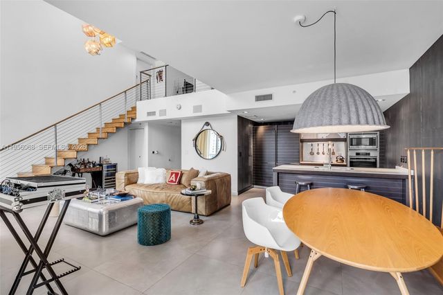 200 Biscayne Boulevard Way 506, Miami, FL 33131