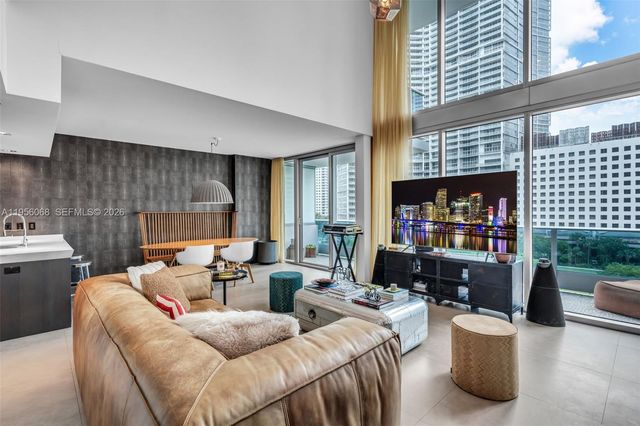 200 Biscayne Boulevard Way 506, Miami, FL 33131