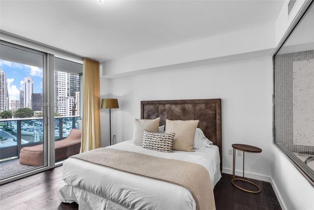 200 Biscayne Boulevard Way 506, Miami, FL 33131