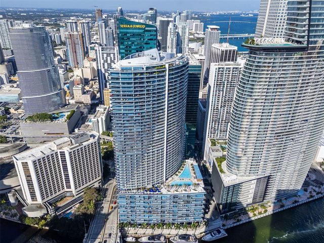 200 Biscayne Boulevard Way 506, Miami, FL 33131
