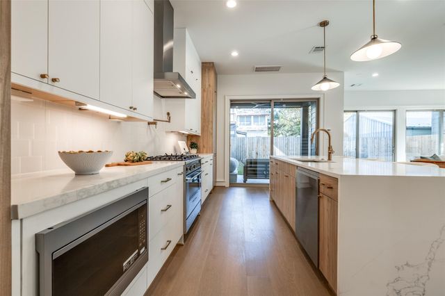 1601 Vermont Street, Houston, TX 77006
