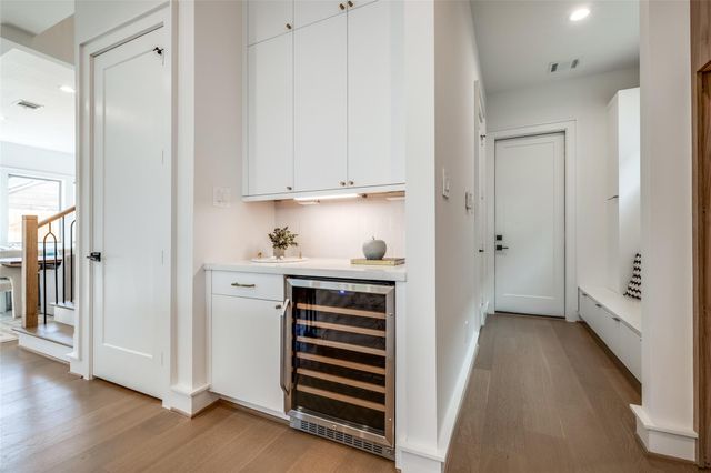 1601 Vermont Street, Houston, TX 77006