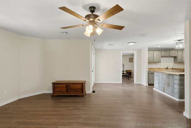 63824 E 206, Wyandotte, OK 74370