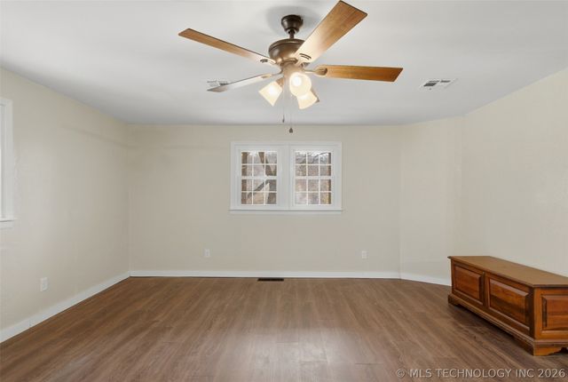 63824 E 206, Wyandotte, OK 74370