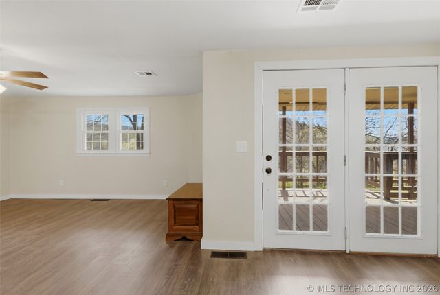 63824 E 206, Wyandotte, OK 74370