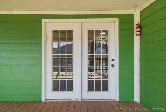 63824 E 206, Wyandotte, OK 74370