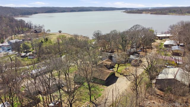 63824 E 206, Wyandotte, OK 74370