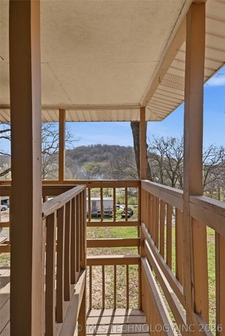 63824 E 206, Wyandotte, OK 74370