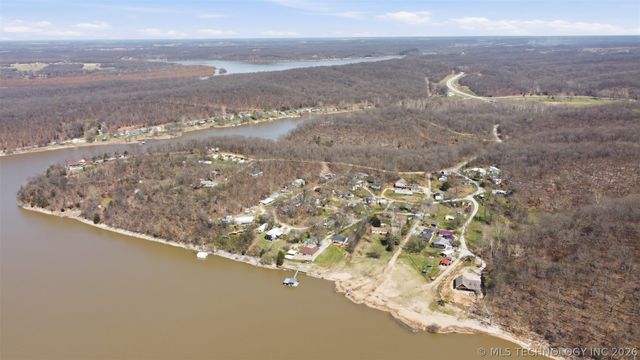 63824 E 206, Wyandotte, OK 74370