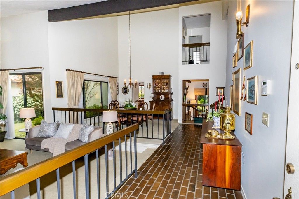 Image 3 of property listing at 1031 Don Alvarado, Arcadia, CA 91006