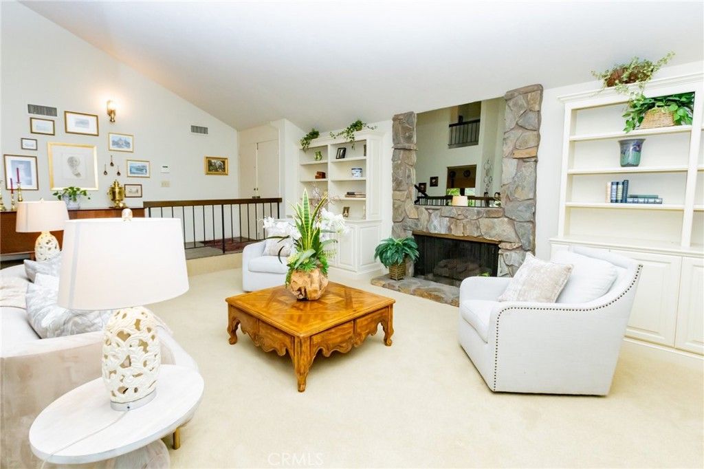 Image 5 of property listing at 1031 Don Alvarado, Arcadia, CA 91006