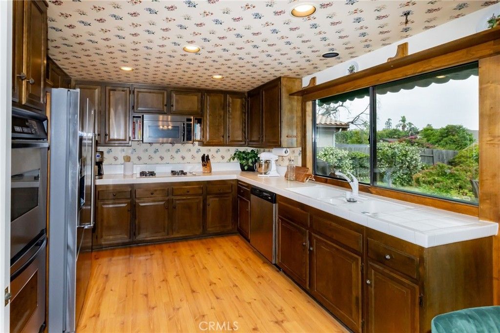 Image 8 of property listing at 1031 Don Alvarado, Arcadia, CA 91006