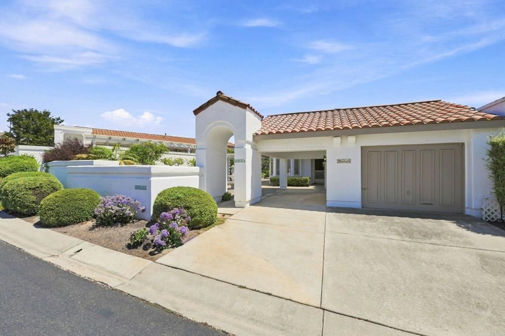 4644 Cordoba Way, Oceanside, CA 92056 — exterior