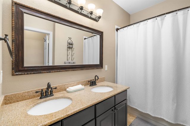 1908 Trail Ridge Lane, Flower Mound, TX 75028