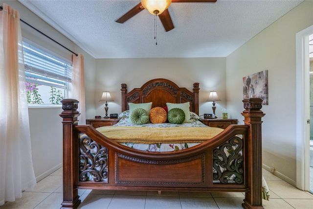 3505 NW 48th Avenue 404, Lauderdale Lakes, FL 33319