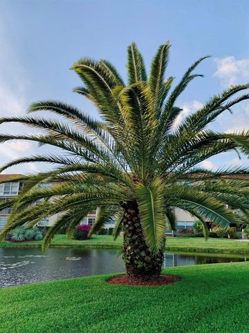 3505 NW 48th Avenue 404, Lauderdale Lakes, FL 33319