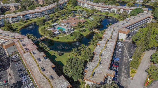 3505 NW 48th Avenue 404, Lauderdale Lakes, FL 33319