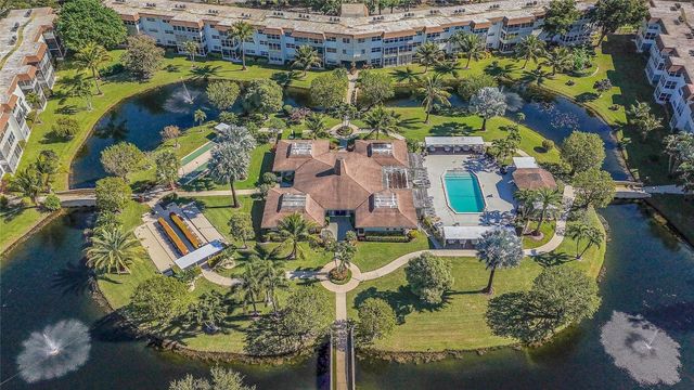 3505 NW 48th Avenue 404, Lauderdale Lakes, FL 33319